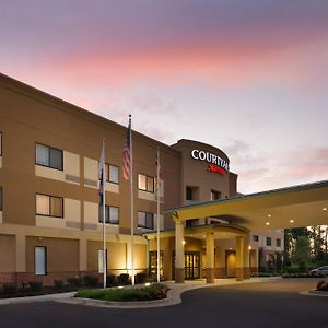 Courtyard By Marriott Waldorf